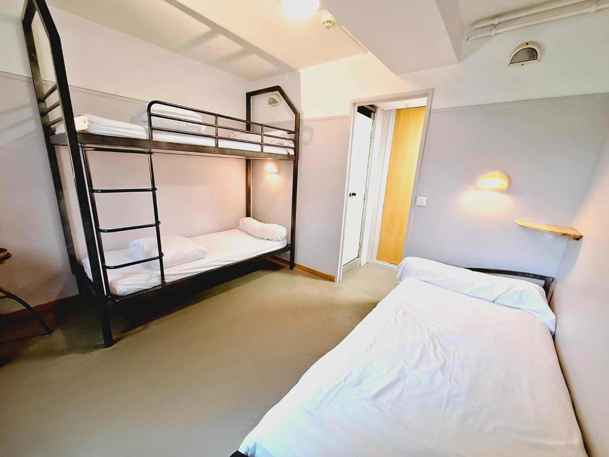 Cis De Champagne - Ethic Etapes Hotel แร็งส์ ภายนอก รูปภาพ