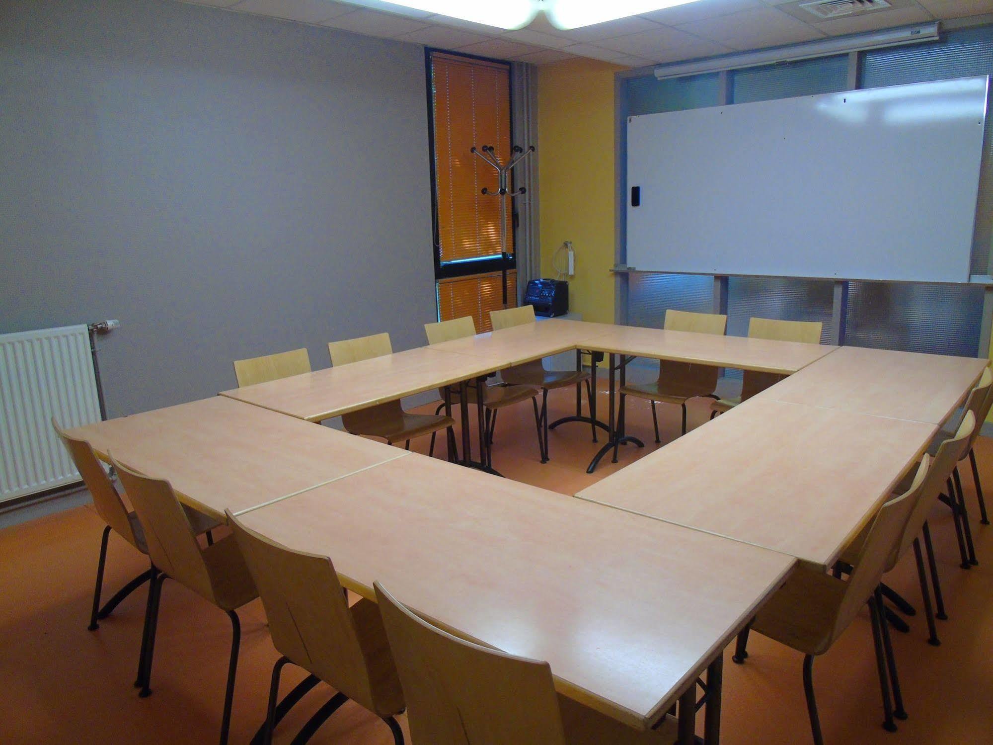 Cis De Champagne - Ethic Etapes Hotel แร็งส์ ภายนอก รูปภาพ